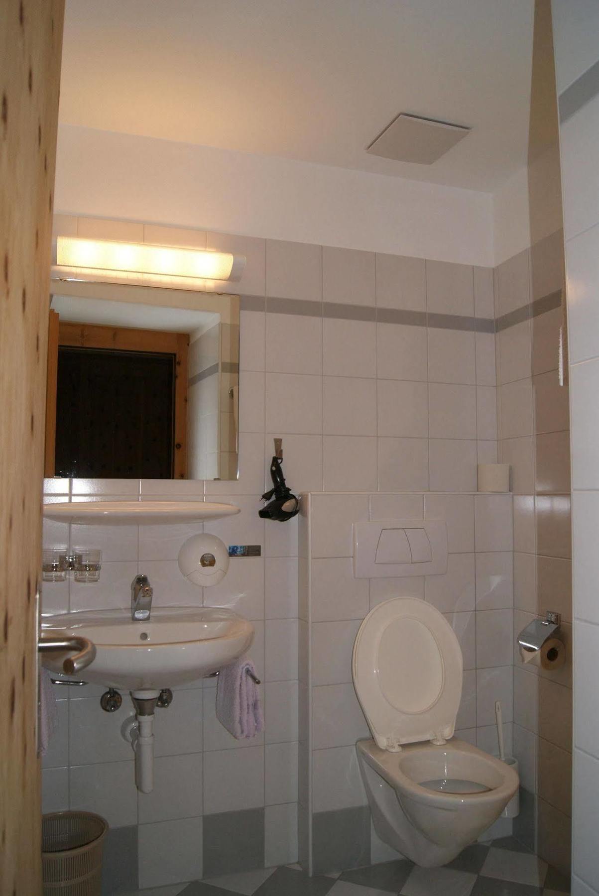 Albergo Piz Cam Vicosoprano Exterior foto